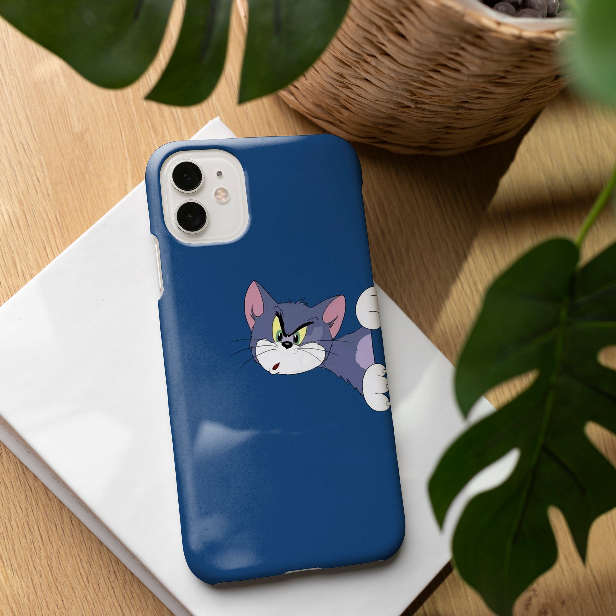 AD008 - Tom - Mobile Case