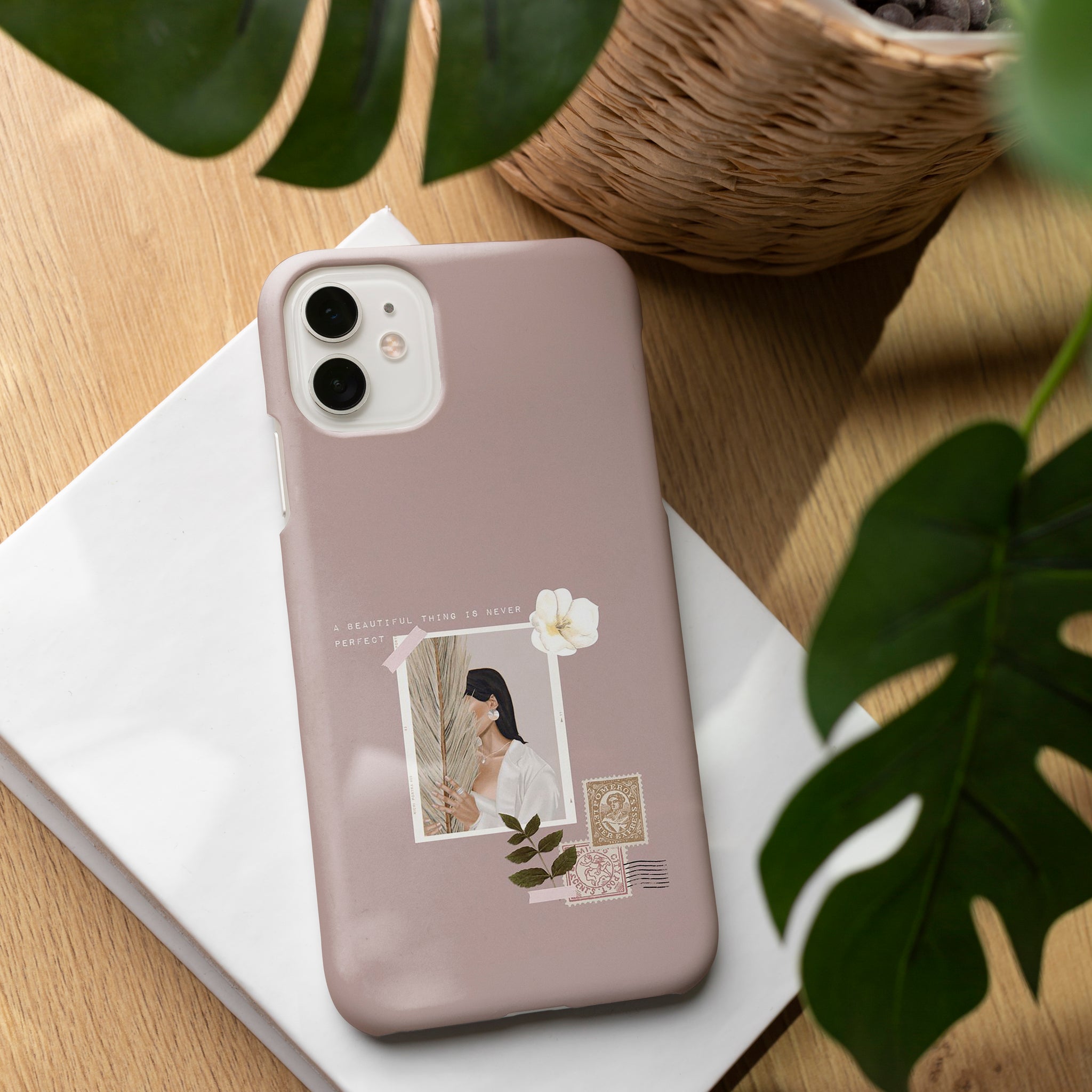 AD066 - Vogue - Aesthetic Mobile Case