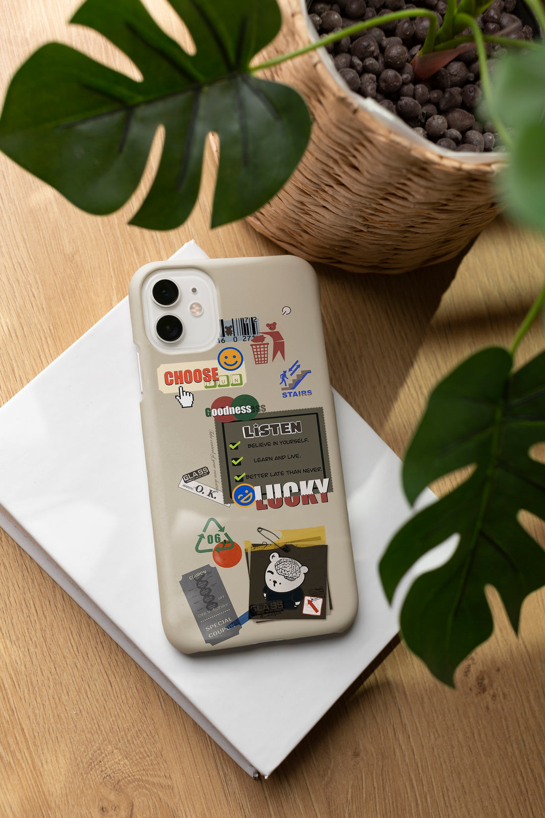 AD075 - Lucky - Mobile Case