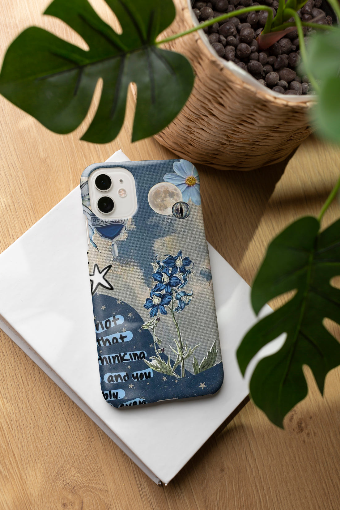 AD078 - Vintage Collage - Aesthetic Mobile Case