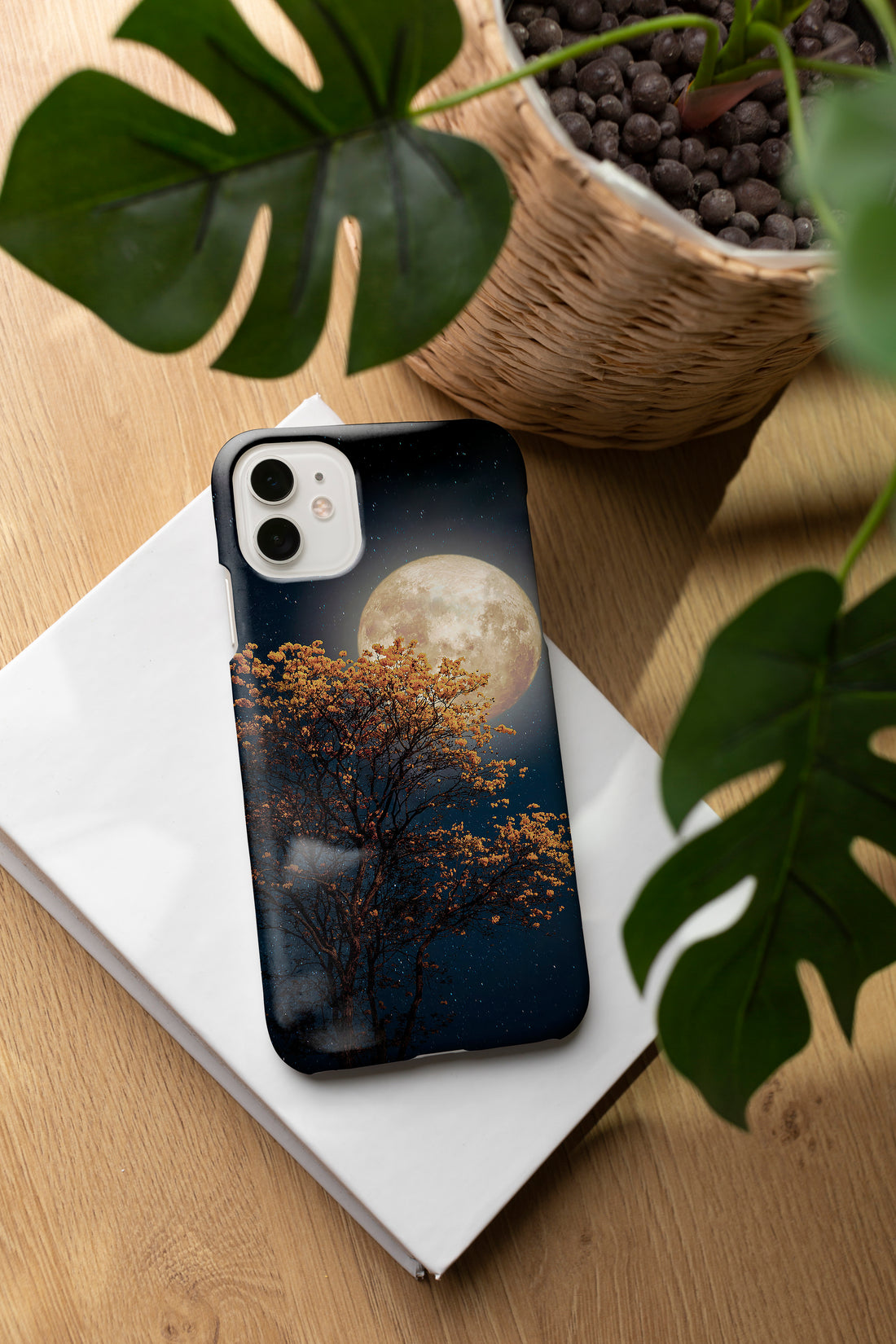 AD095 - Aesthetic Moon - Mobile Case