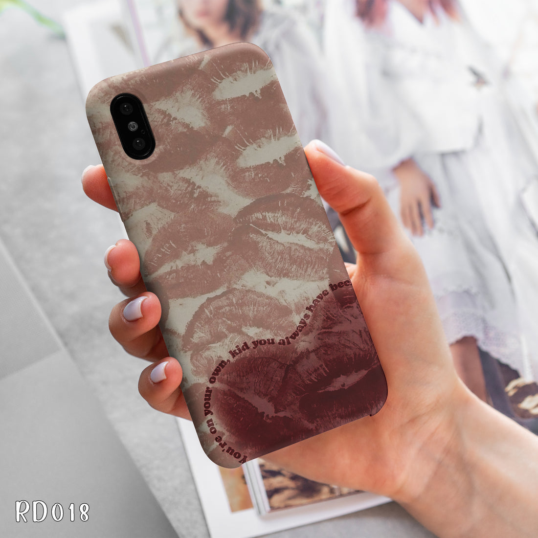 RD018 - Red Lips - Heart Mobile Case